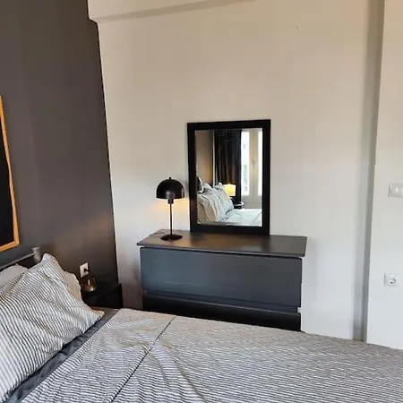 Apartment Cozy Penthouse In Center *